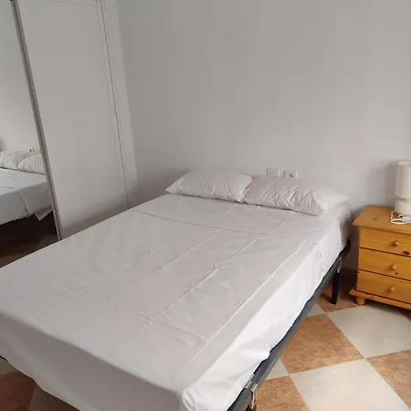 Reyes フエンヒロラ